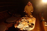 repas au camp dans le desert du Wadi Ram