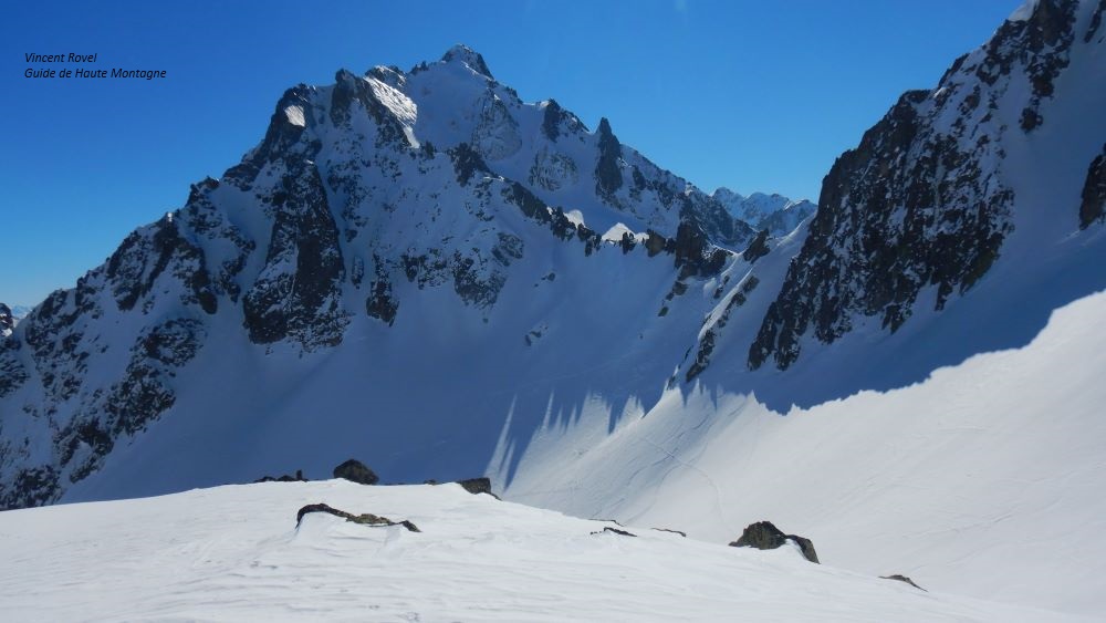 Ski de rando vers le plateau de Bure dans la Combe Ratin